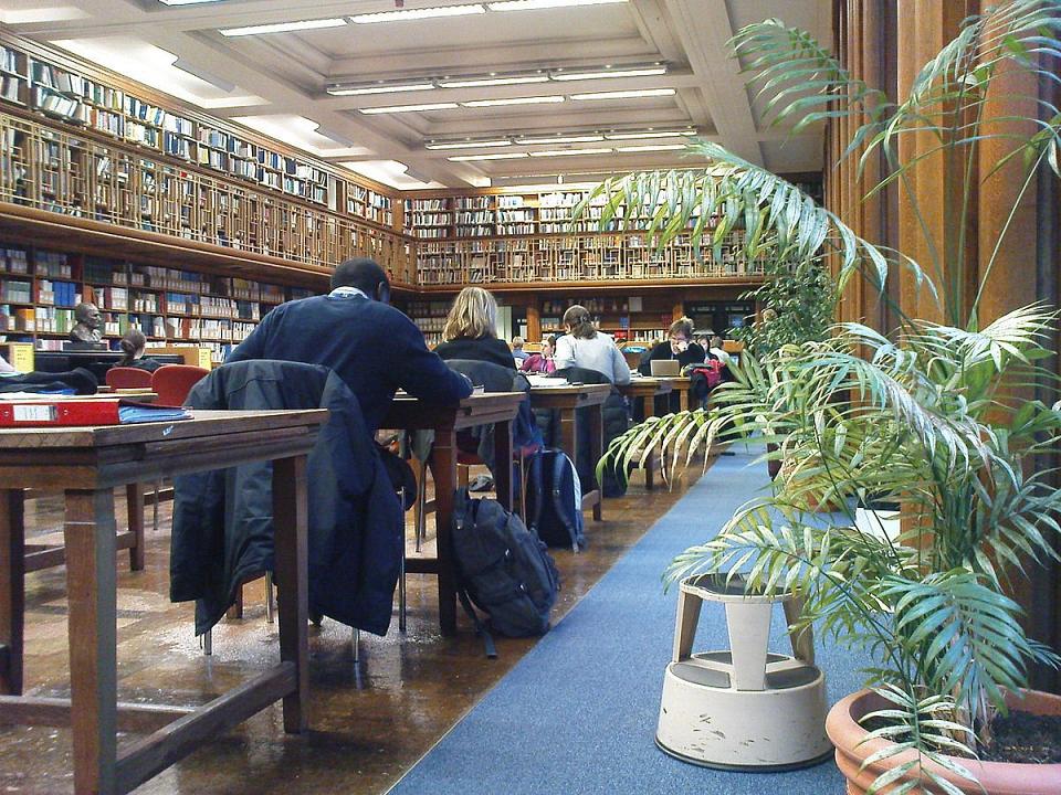 LSHTM library.JPG