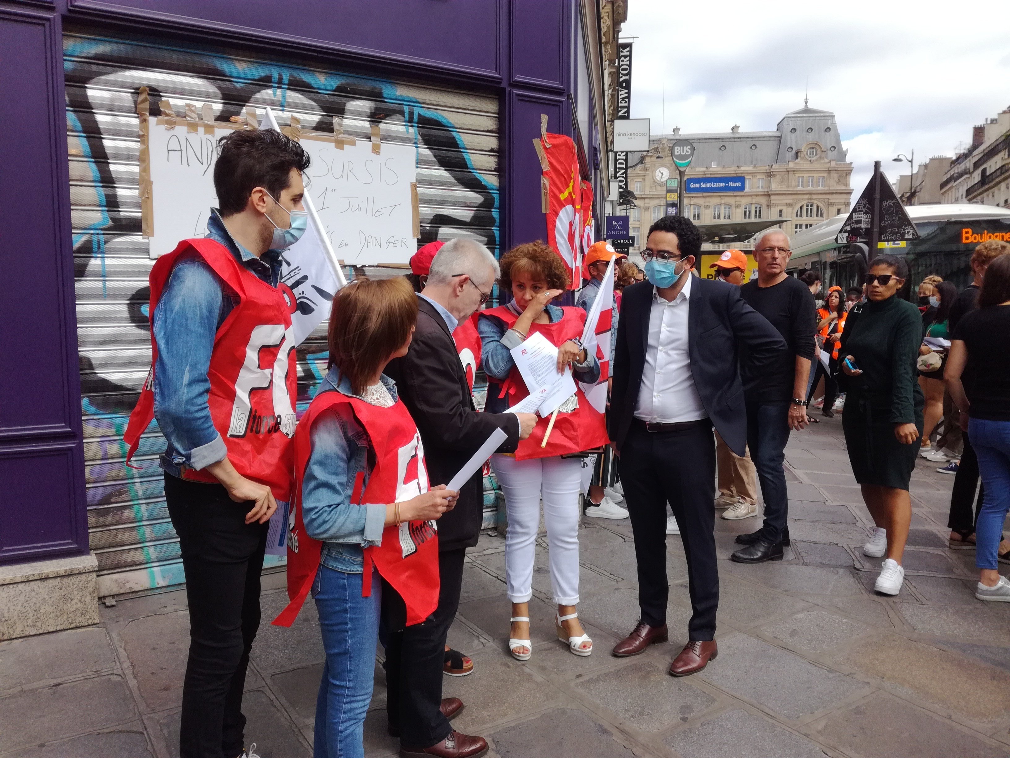 Chaussures Andre Les Salaries Mobilises Contre La Mauvaise Gestion De L Enseigne Force Ouvriere