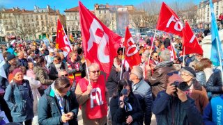 Puy-en-Velay - 43 - JPEG - 353.4 kio - 1200×674 px